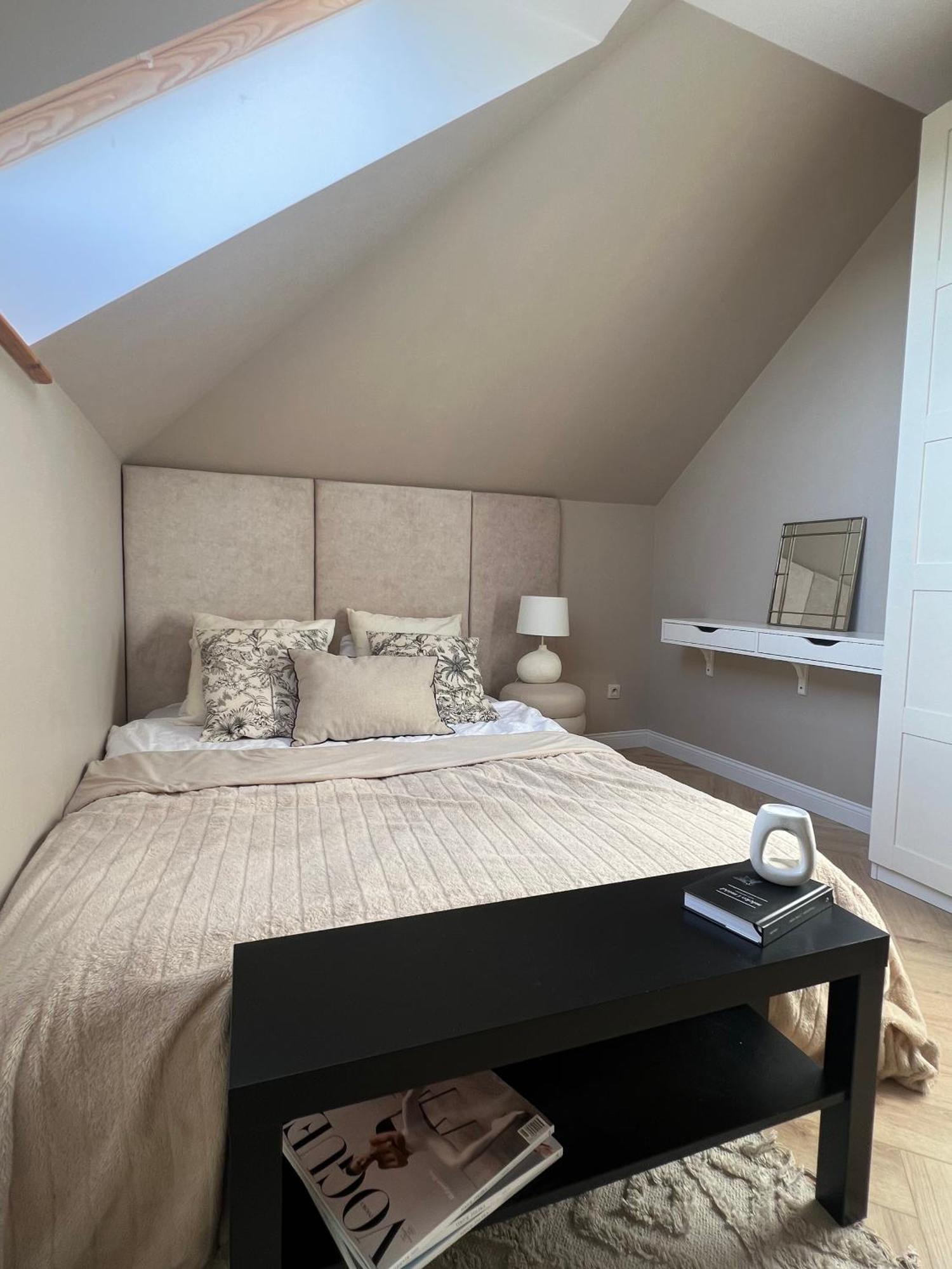 Apartment I Goscinne Marika Bobolin